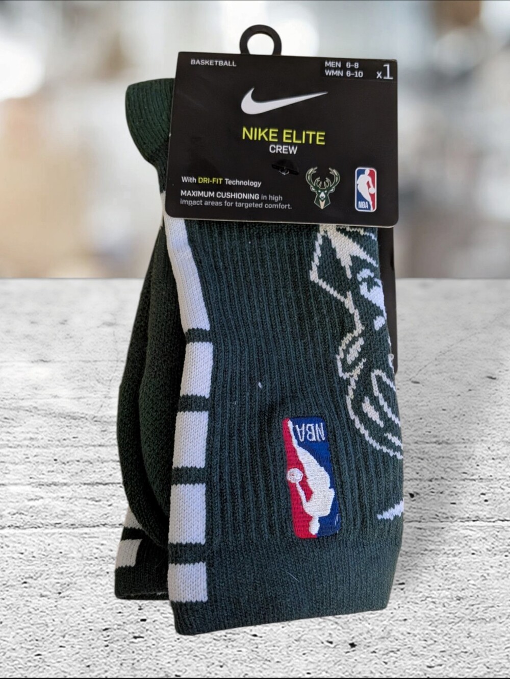 Nike Crew Basketball Socks Unisex  Mens 6-8 W 6-10 Green. Milwaukee